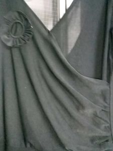 Elegant Black Sleeveless Dress