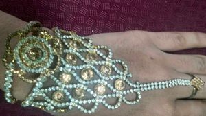 Sparkling Rhinestone 🆓 🚚Gold Tone Hand Jewelry