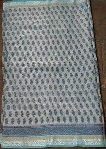 Vintage Floral Print Cotton Saree