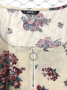 Floral Print Zip Neck Top