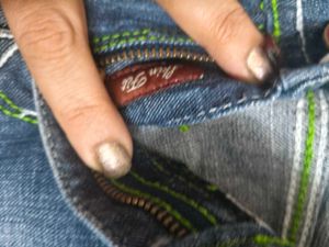 Cantabil Blue Denim Capri Jeans in 32 waist