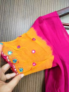 Georgette Saree With Blouse And Petticoat