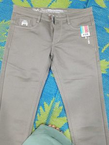 Stylish Beige Slim Fit jeans
