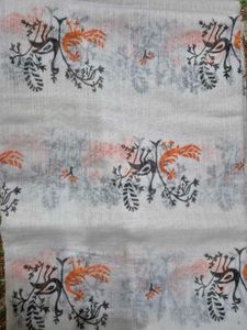 Elegant Saree with Bird Motif
