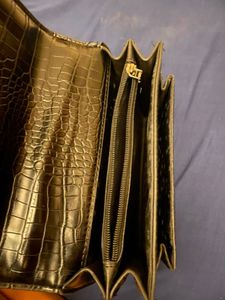 SAINT LAURENT Sunset Medium Croc-Embossed Leather