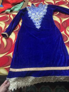 Beautiful Kurta Set With  Freebie