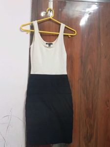 Chic Two-Tone Tank Dress