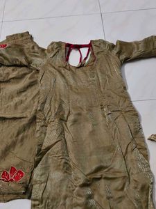 Elegant Embellished Kurta Set
