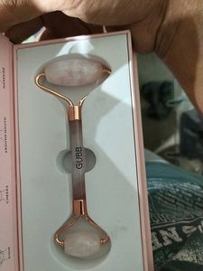 GUBB Rose Quartz Face Roller