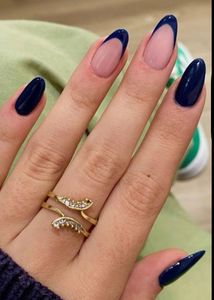 Blue nail set pressons
