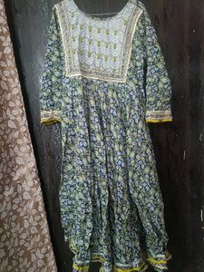 Elegant Floral Print Kurta