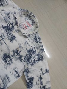 Men's Abstract Print Casual Shirt