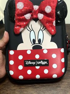 Smiggle - Disney Minnie Mouse Stationery Case