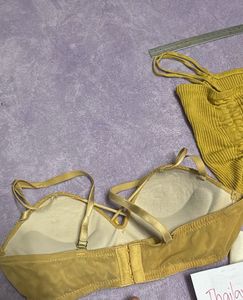 Bra&amp; crop top32-34