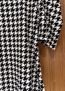 Houndstooth Puff Sleeve Top