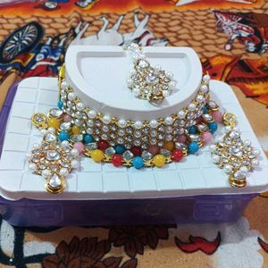 Stunning Kundan Pearl Jewelry Set