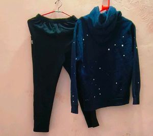 Very Cute N Beautiful Hoodie With Lower