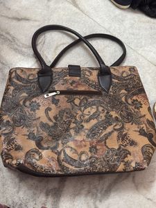 Elegant Paisley Print Handbag