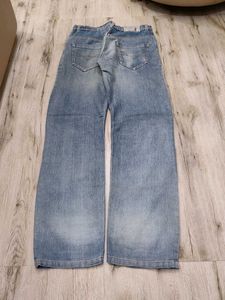 Ma5905 Sabrin baggy jeans waist 32 inches