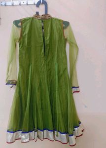 Exquisite Green Kurta Set with Embellishments
