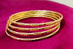 Set of 4 Elegant 1gm Gold 🆕Bangles