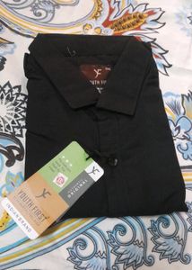 Men's Coller Black 🖤 👚 Shirt. XXL
