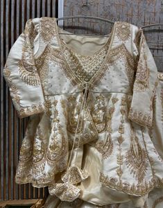 Exquisite Cream &amp; Gold Lehenga Choli Set