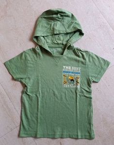 Price Dropped 😍 Green Short Sleeve Hoodie