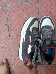 Men's Black and White Sneakers