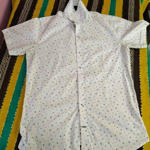 Men's White Printed half Sleeve Shirt