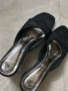 Black Block Heel