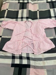 Size (M) Pink Striped Puff Sleeve Top