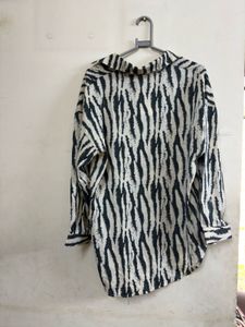 Stylish Zebra Print Button-Up Shirt