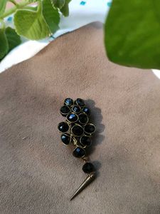 Vintage Brooch &amp; Pin Set