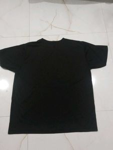 Classic Black T-Shirt xl size