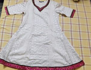 Elegant White Kurta Set with Pink Border