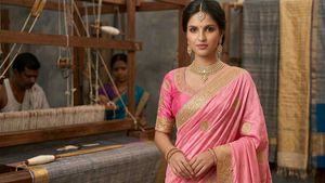 Elegant Pink Silk Saree with Gold Border