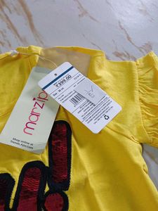 bust 32 new with tag
