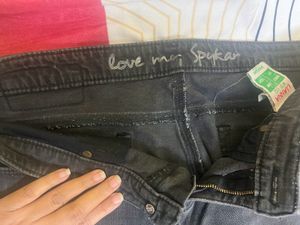 Black Jeans