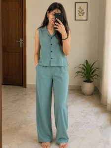 Co-ord Set: Sleeveless Top & Wide-Leg Pants
