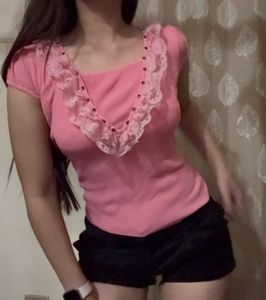 Pink Lace Top 👙