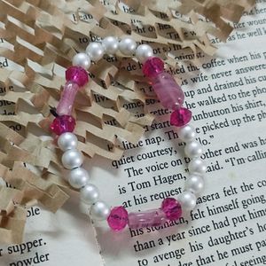 Cute Looking Bracelet In Pink And White Colour
