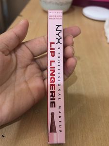 NYX Lip Lingerie Professional Makeup
