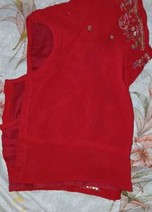 Red Blouse 👚 Big Back