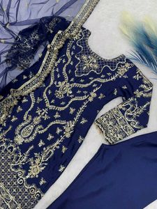 Exquisite Navy Blue Embroidered Kurta Set