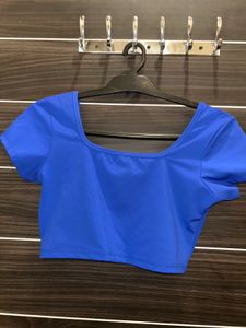very beautiful crop top