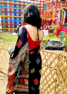 Elegant Black Saree with Geometric Motifs