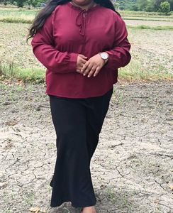 Chic Burgundy Blouse