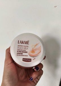 Lakme Peach Milk Creme Moisturiser
