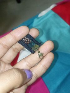 Lace choker cum handband strap